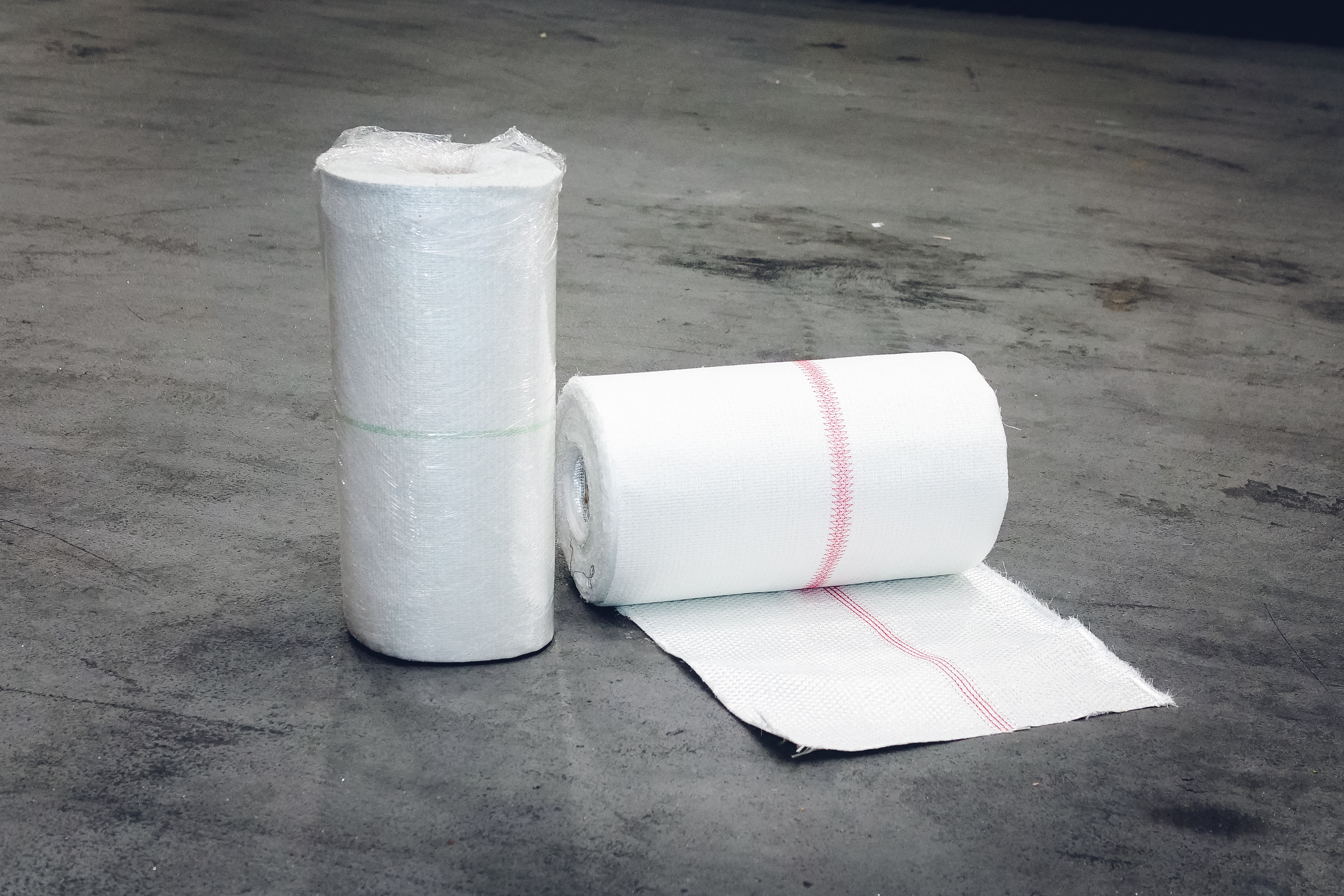 Bidirektional-Glas-Komplex ca. 1086 g/m2 in Rollen Bidirektional-Glas-Komplex ca. 1086 g/m2 in Rollen